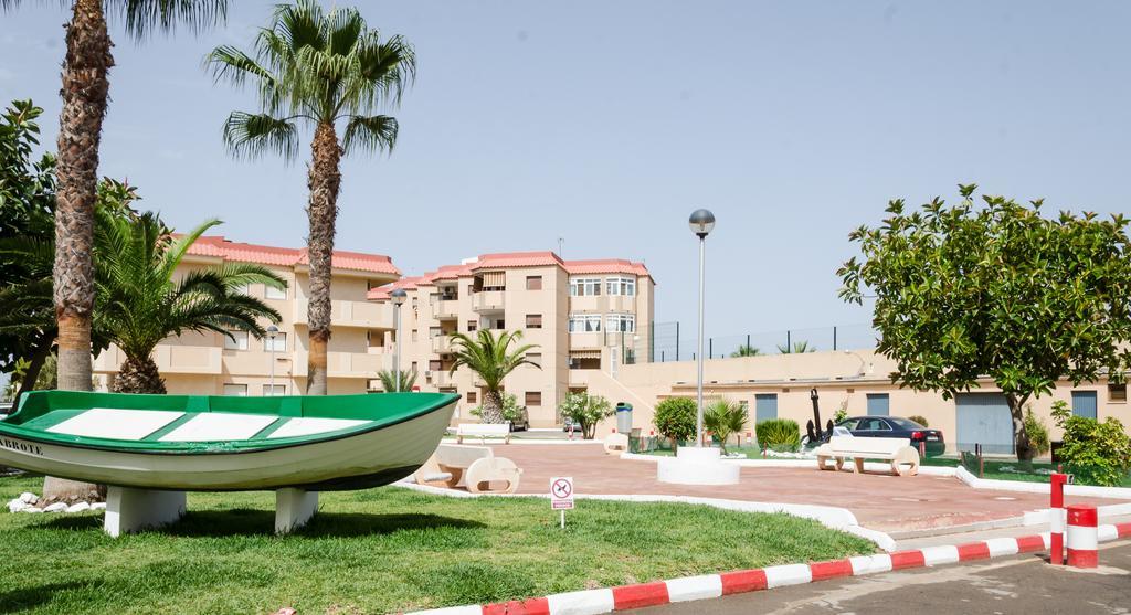 Apartamentos Tesy La Manga Bagian luar foto