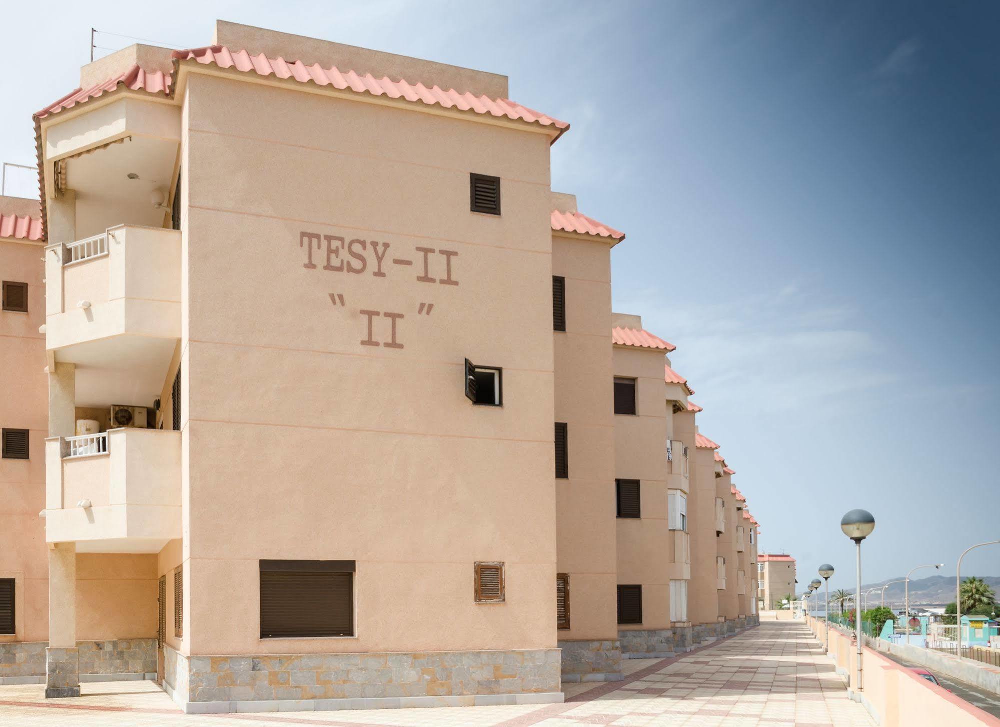 Apartamentos Tesy La Manga Bagian luar foto